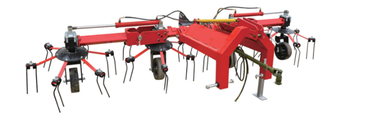 Ranghinatore rotativo montato sul trattore